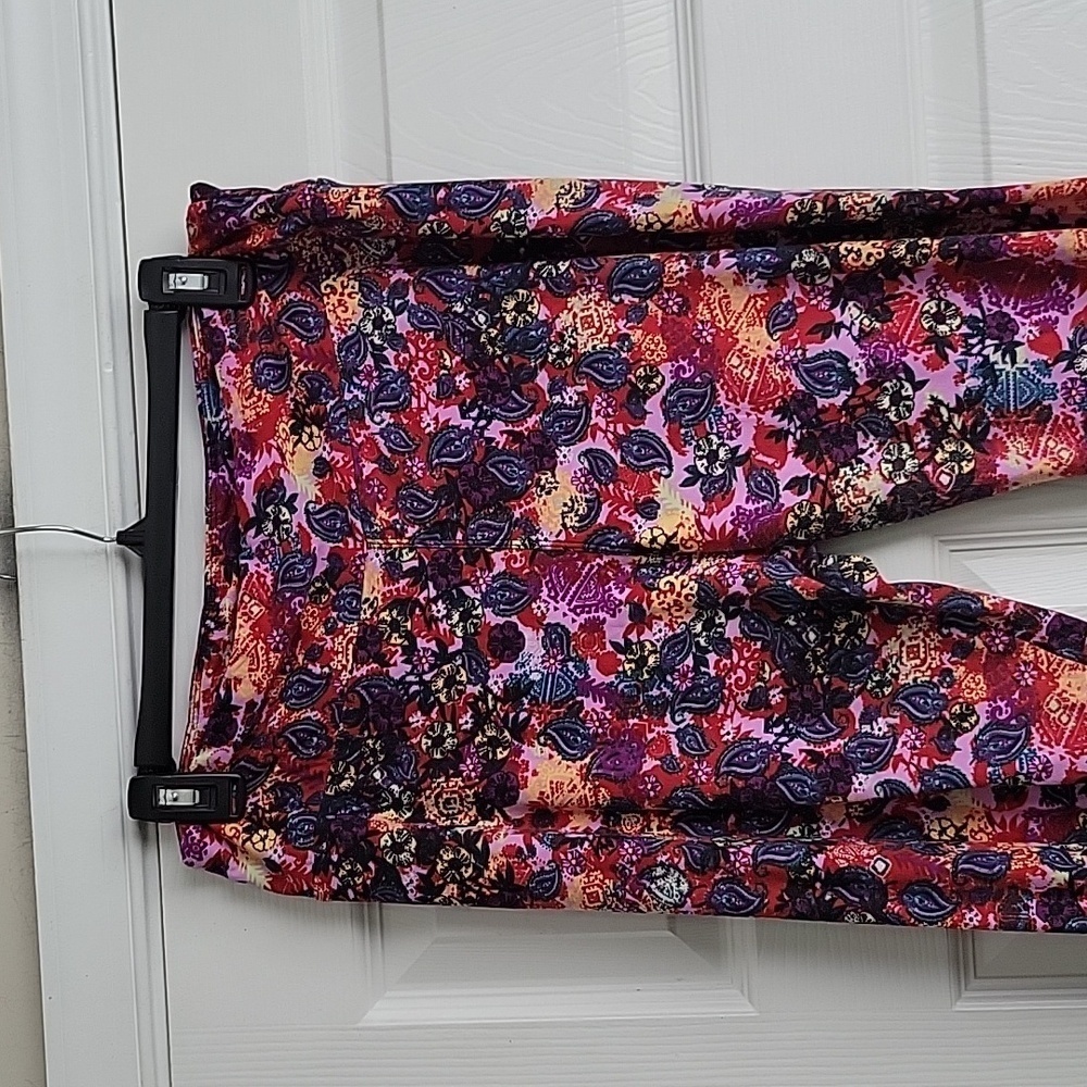 LuLaRoe Women's Leggings - Picture 4 of 12